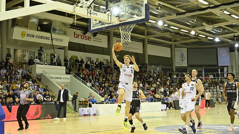 _DSC2657 HL BBC Coburg Playoffs Achtelfinale Spiel 1 gegen Neustadt temps Shooters Nico H&ouml;llerl