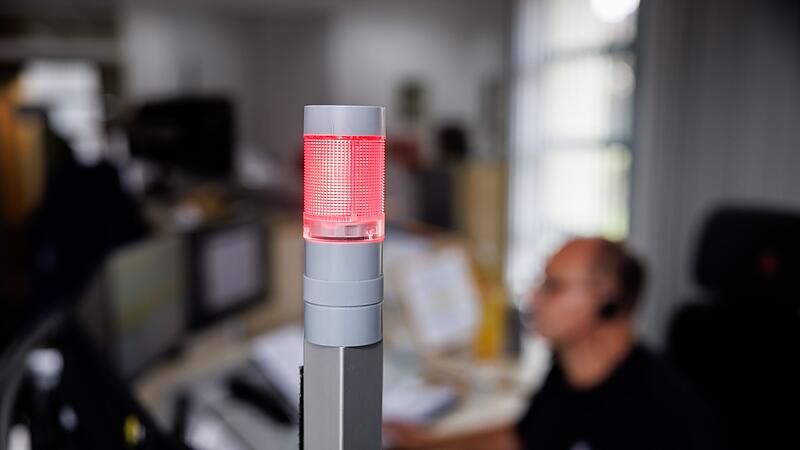 Künstliche Intelligenz übersetzt Notrufe