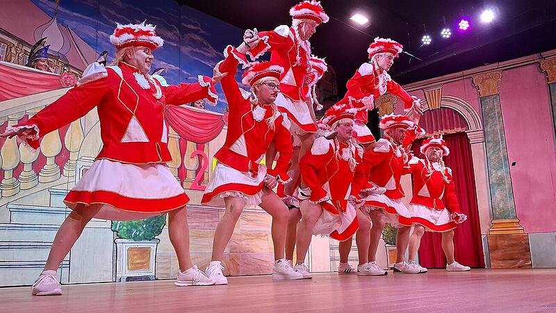 Sche&szlig;litzer Prunksitzung 2026 Helden in Strumpfhosen 206-07