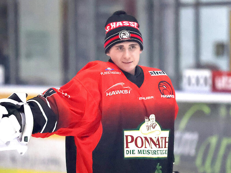 Ob und in welcher Partie er oder Maximilian Schmidt am Wochenende das Tor der Haßfurt Hawks beim EHC Bayreuth oder gegen den ESV Waldkirchen hüten, ist für Nicolas Hetzel (Bild) letztlich nebensächlich. „Wir beide stellen den Teamerfolg an erste Stelle“, stellt der 26-Jährige klar.