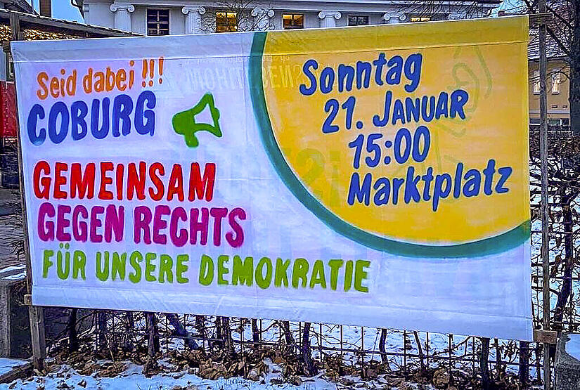 Auch die Koordinierungs- und Fachstelle der Partnerschaft für Demokratie ruft zur Demo am Sonntag auf. Auch die Koordinierungs- und Fachstelle der Partnerschaft für Demokratie ruft zur Demo am Sonntag auf.