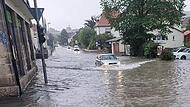 Bei Starkregen hat der Leuchsenbach am 1. Juni die Innenstadt überflutet.