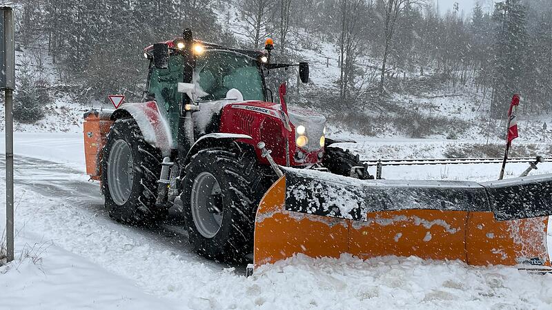 Winterdienst im Einsatz, Maximilian Hugel Winterdienst im Einsatz, Maximilian Hugel