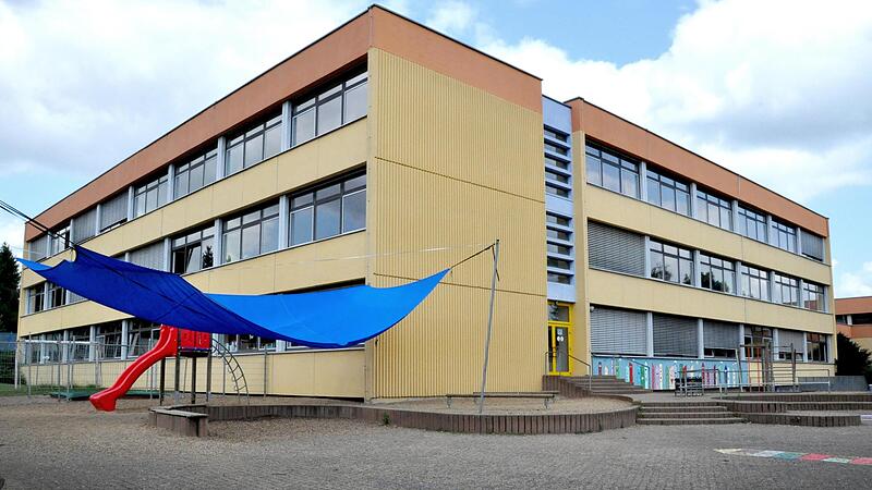 Die Verbandsschule in Hofheim soll durch einen Neubau ersetzt werden.