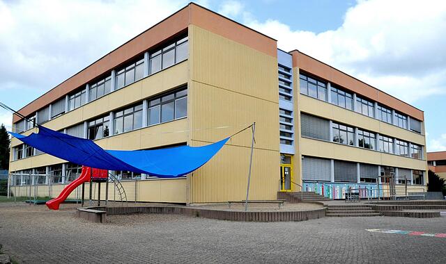 Die Verbandsschule in Hofheim soll durch einen Neubau ersetzt werden.