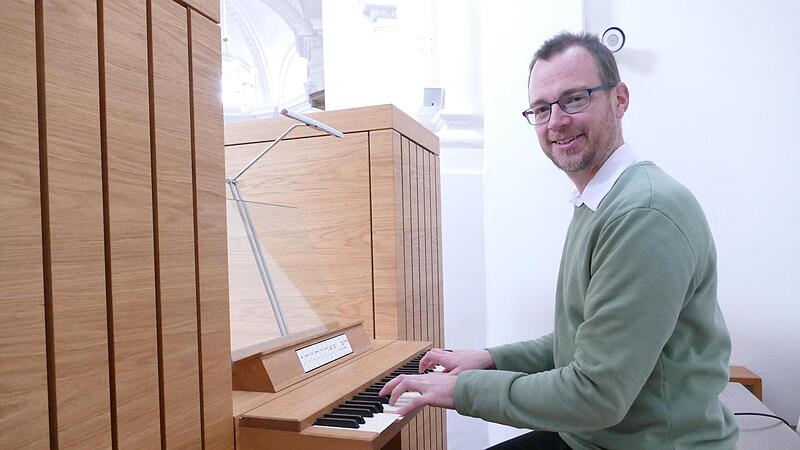 Der neue Dekanatskantor Michael Goos freut sich auf seine Aufgaben in St. Stephan und im Dekanatsbezirk.
