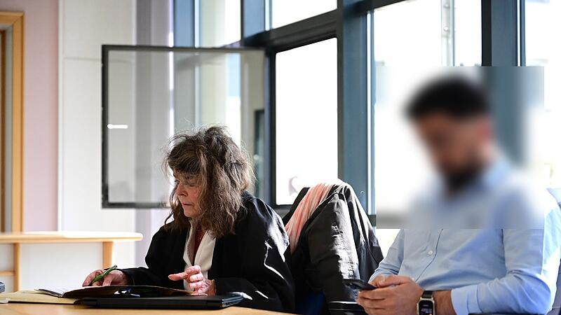Rechtsanw&auml;ltin Antje Martens aus Kaiserslautern und der Angeklagte