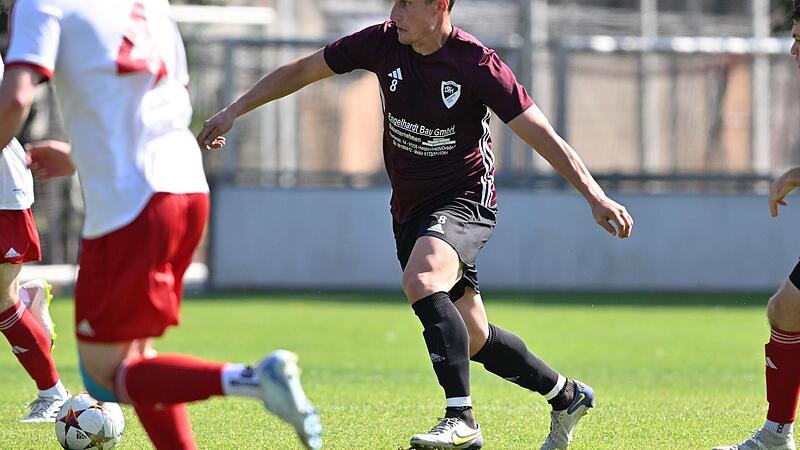 Aleksandar Temelkov &minus; hier gegen die SpVgg Erlangen &minus; und die Oesdorfer haben einen weiteren Sieg eingefahren.Forchheim & Fr&auml;nkische Schweiz