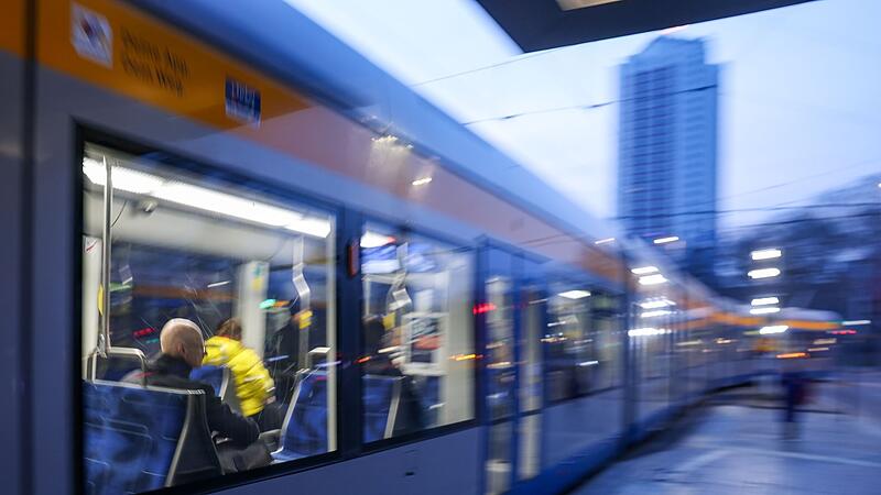 Nahverkehr am Morgen