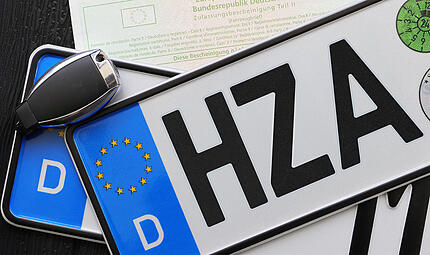 Wie ein HZA-Kennzeichen aussehen k&ouml;nnte, zeigt diese Fotomontage.