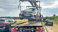 Die beteiligten Fahrzeuge mussten nach dem Unfall in Herzogenaurach abgschleppt werden.