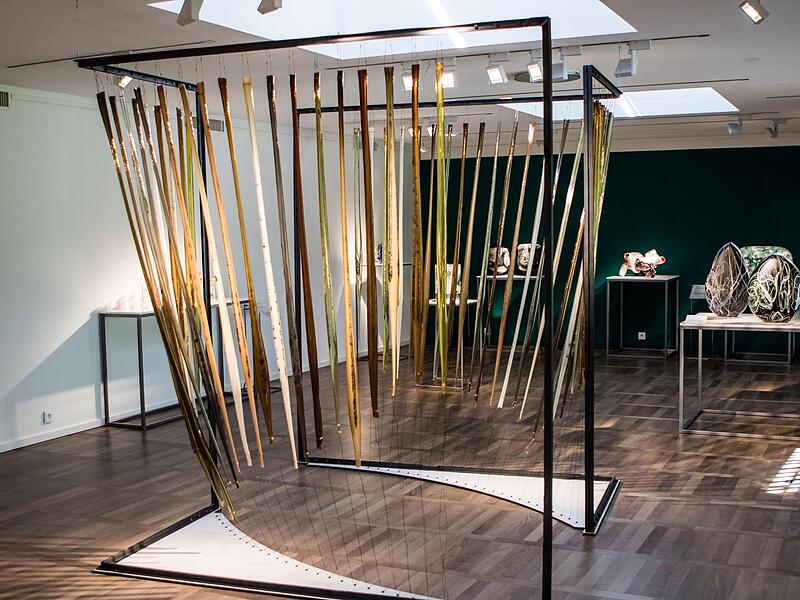 Studioglas aus Dänemark zeigt eine neue Sonderausstellung im Museum für Modernes Glas im Park von Schloss Rosenau.