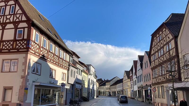 Vergleich der Ansichten an der Einm&uuml;ndung der heutigen Dalbergstra&szlig;e