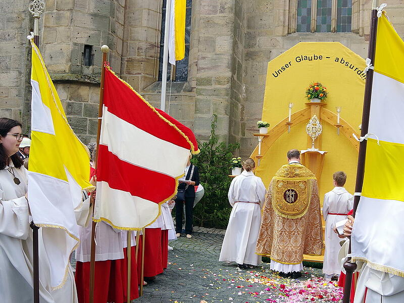 Fronleichnam in Kronach 2026Kronach setzt ein Zeichen des christlichen Glaubens