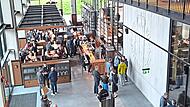 Das neue Brauhaus hat auch eine Schanktheke für Besuchergruppen. Das neue Brauhaus hat auch eine Schanktheke für Besuchergruppen.