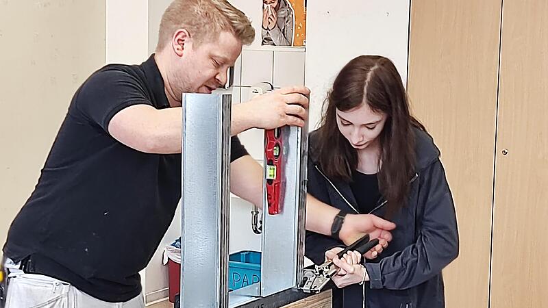 Max Atzler von der Schreinerei Andreas Borst und Laetizia Held