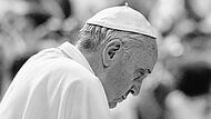 Papst Franziskus auf einem Bild aus dem Jahr 2013. Seine Amtszeit bedeutete einen Paradigmenwechsel: weg von der Dogmatik, hin zu den Menschen.