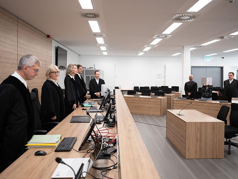 Prozess gegen mutmaßliche NSU-Unterstützerin Prozess gegen mutmaßliche NSU-Unterstützerin