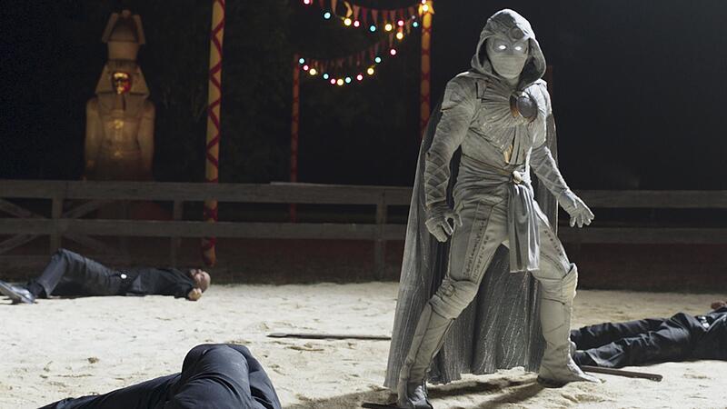 Der Superheld erlebt ein Abenteuer ums andere. Der Superheld erlebt ein Abenteuer ums andere.