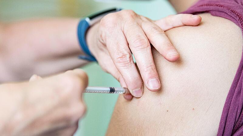 Das Landratsamt Lichtenfels bietet zusätzliche Impfmöglichkeiten an – auch für Menschen, die eine Drittimpfung haben möchten.