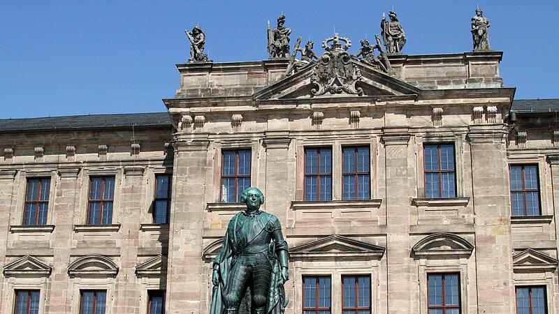 Das Hauptgeb&auml;ude der Friedrich-Alexander-Universit&auml;t Erlangen-N&uuml;rnberg (FAU) in Erlangen.