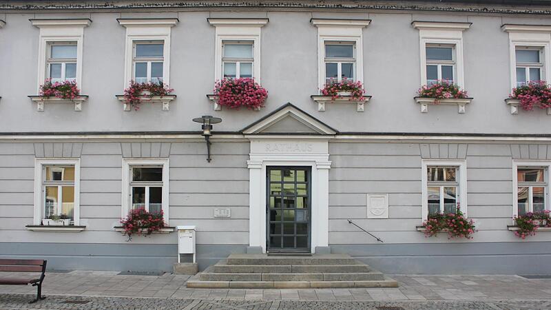 Seinen Austritt  bei den Freien W&auml;hlern hat der H&ouml;chstadts B&uuml;rgermeister Gerald Brehm am Dienstag bekanntgegeben.