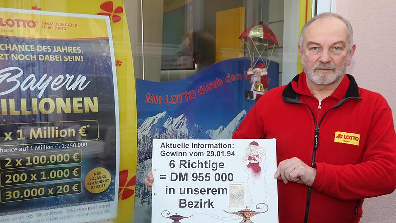 Mit einem selbst entworfenen Plakat inklusive der damaligen FT-Pressemeldung informierte Norbert Grießinger vor fast 27 Jahren seine Kunden über den sensationellen Gewinn eines Kunden seiner Annahmestelle in Hirschaid. Mit einem selbst entworfenen Plakat inklusive der damaligen FT-Pressemeldung informierte Norbert Grießinger vor fast 27 Jahren seine Kunden über den sensationellen Gewinn eines Kunden seiner Annahmestelle in Hirschaid.