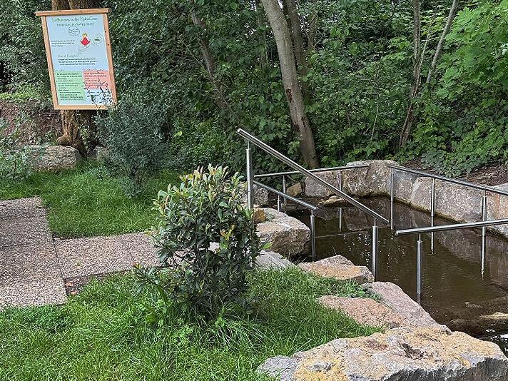 In Haard hat der Sportverein ein naturverbundenes Kneippbecken errichtet.