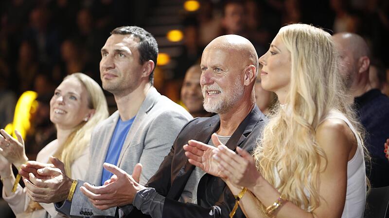 Ein Bild aus guten Zeiten: Wladimir Klitschko war ein Freund von Rainer Schaller, hier 2017 mit Lebensgef&auml;hrtin Christiane Schikorsky in Berlin.