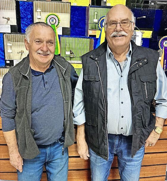 Waren bei der bayerischen Meisterschaft der Vogelschützer, Vogelliebhaber und Vogelschutzvereine (BLV) sehr erfolgreich (von links): Bruno Kirchner und Roland Hehn. Waren bei der bayerischen Meisterschaft der Vogelschützer, Vogelliebhaber und Vogelschutzvereine (BLV) sehr erfolgreich (von links): Bruno Kirchner und Roland Hehn.
