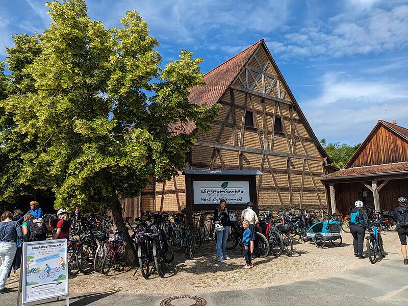 Fahrradgottesdienst: Startschuss f&uuml;rs Stadtradeln