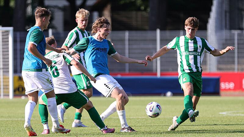 Fu&szlig;ball, Testspiel: FC Schweinfurt 05 - Chemie Leipzig