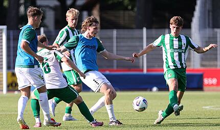 Fu&szlig;ball, Testspiel: FC Schweinfurt 05 - Chemie Leipzig