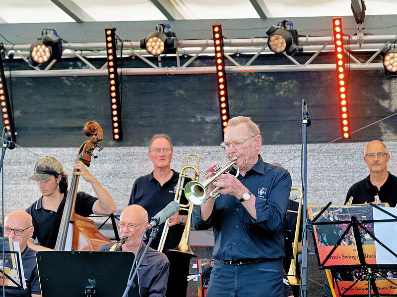 Otto Herzog eröffnete das 19. Bamberger Jazz- und Bluesfestival Otto Herzog eröffnete das 19. Bamberger Jazz- und Bluesfestival