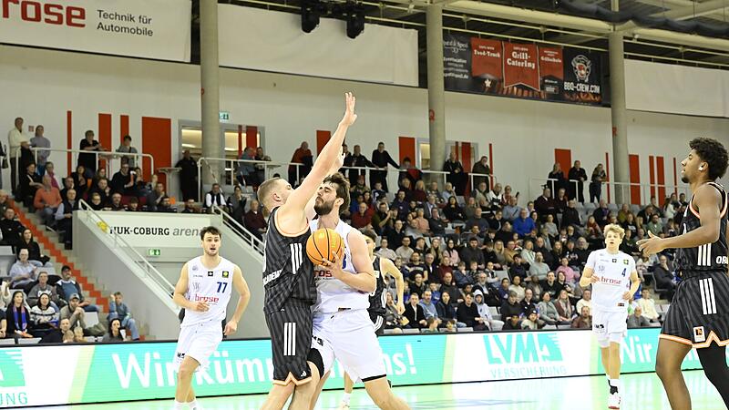 _HLX0194 HL BBC Coburg gegen Orange Academy Ulm Leo Cosic 77 lin