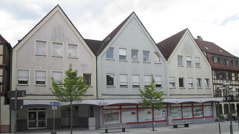 Das ehemalige Kupsch-Geb&auml;ude in der Bahnhofstra&szlig;e in Hammelburg sollte nach Ansicht von Workshop-Besuchern nicht neu erbaut, sondern belebt werden. Dies w&auml;re f&uuml;r sie ein echter Beitrag zum Klimaschutz.