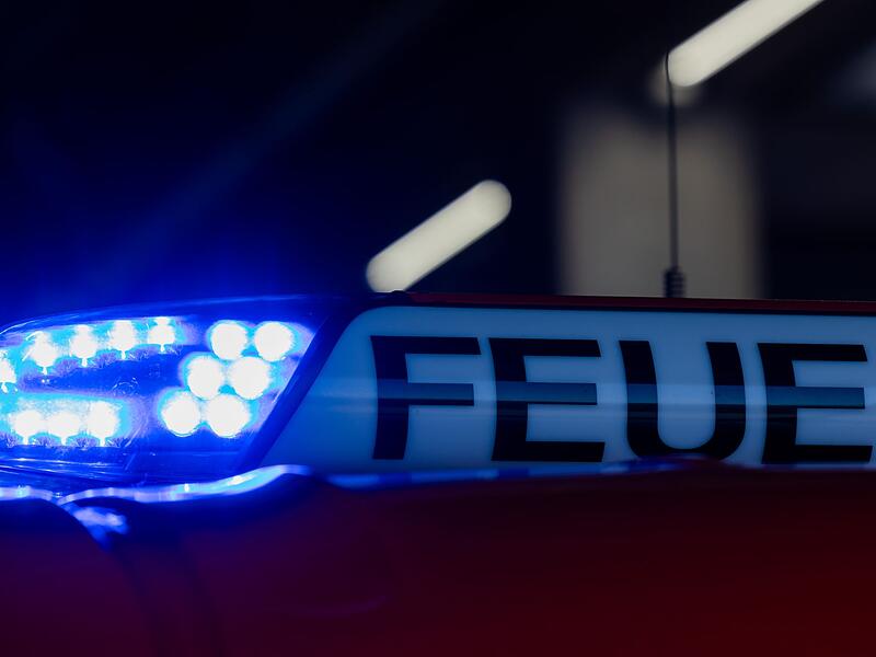Feuerwehr bei Einsatz Feuerwehr bei Einsatz