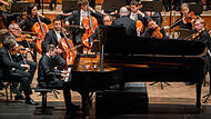 Due Deutsche Kammerphilharmonie Bremen beim Kissinger Sommer 2026 mit Pianist Alon Kariv.