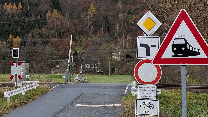 Bahn&uuml;bergang Kauernburg