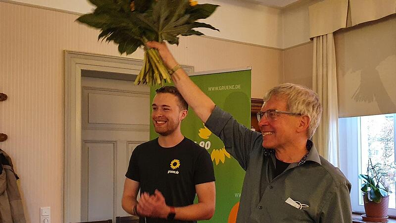 Auch wenn die Erwartungen nicht erf&uuml;llt wurden - Direktkandidat Martin Pfeiffer (rechts) und Vorstandssprecher Christian Ohnem&uuml;ller lie&szlig;en sich die gute Laune nicht verderben.