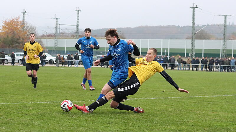 Sebastian Zillig (rechts) und der FSV Unterleiterbach kauften den Kleukheimern um Luca Hofmann zu Beginn der zweiten Hälfte den Schneid ab.