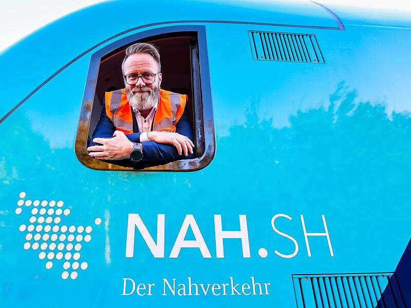 Claus Ruhe Madsen
