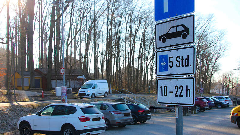 Parken am Kellerwald bald eingeschr&auml;nktForchheim & Fr&auml;nkische Schweiz