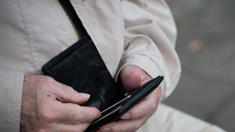 Jeder Vierte nach 45 Jahren unter 1.300 Euro Rente