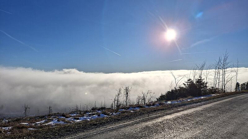 Zwischen Sonne und Wolken