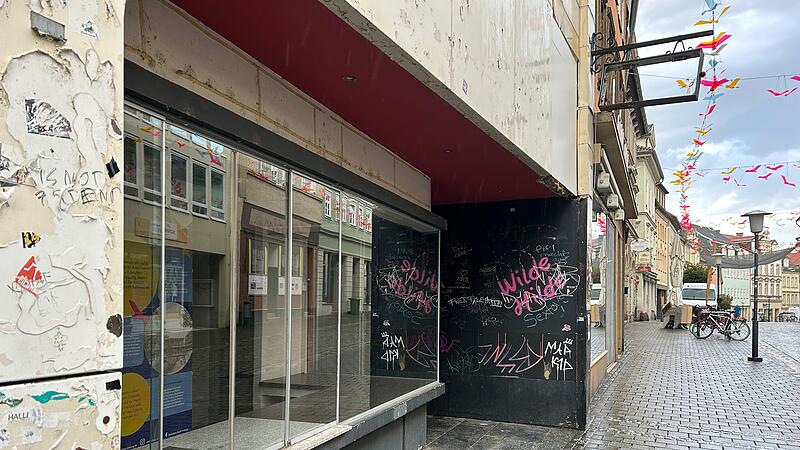 Steinweg Coburg Der Steinweg in Coburg soll schöner werden. Für temporäre Maßnahmen sollen knapp 30.000 Euro ausgegeben werden.