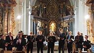 Die beeindruckende Klosterkirche und die Darbietung des MSB-a-Cappella-Juniors-Chors: Klang- und gefühlvolle Stimmen erfüllten den Chorraum. Die beeindruckende Klosterkirche und die Darbietung des MSB-a-Cappella-Juniors-Chors: Klang- und gefühlvolle Stimmen erfüllten den Chorraum.