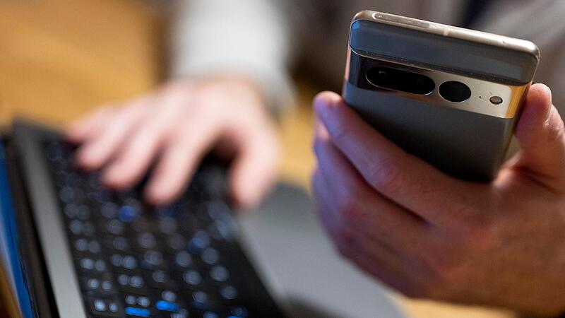 Laptops und Smartphones werden mitunter l&auml;nger genutzt als es Updates gibt.
