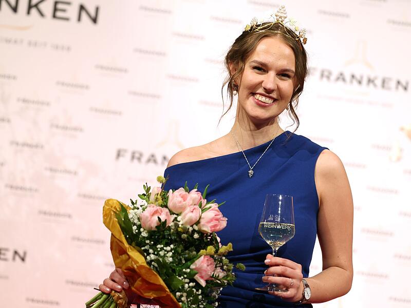 Wahl der 68. Fr&auml;nkischen Weink&ouml;nigin