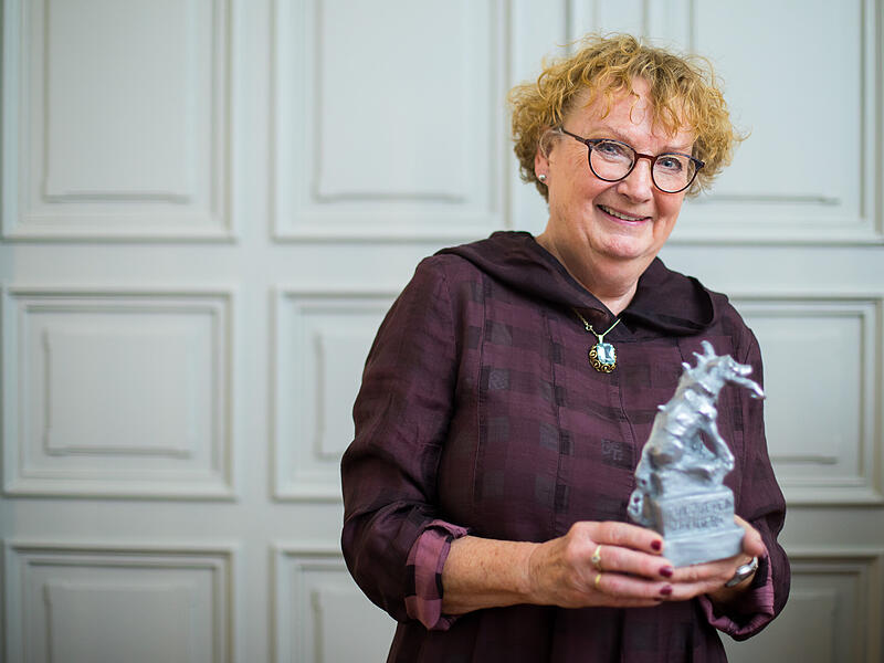 Kunstverein Bamberg ehrt Barbara Kahle mit Berganza-Preis Kunstverein Bamberg ehrt Barbara Kahle mit Berganza-Preis